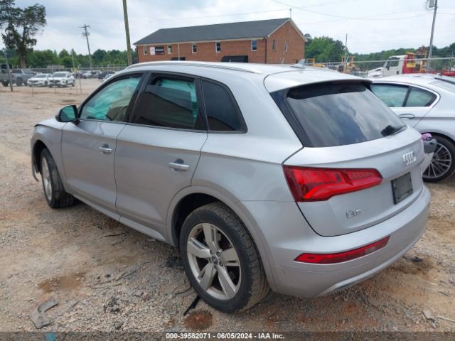 Photo 2 VIN: WA1ANAFY0J2060398 - AUDI Q5 