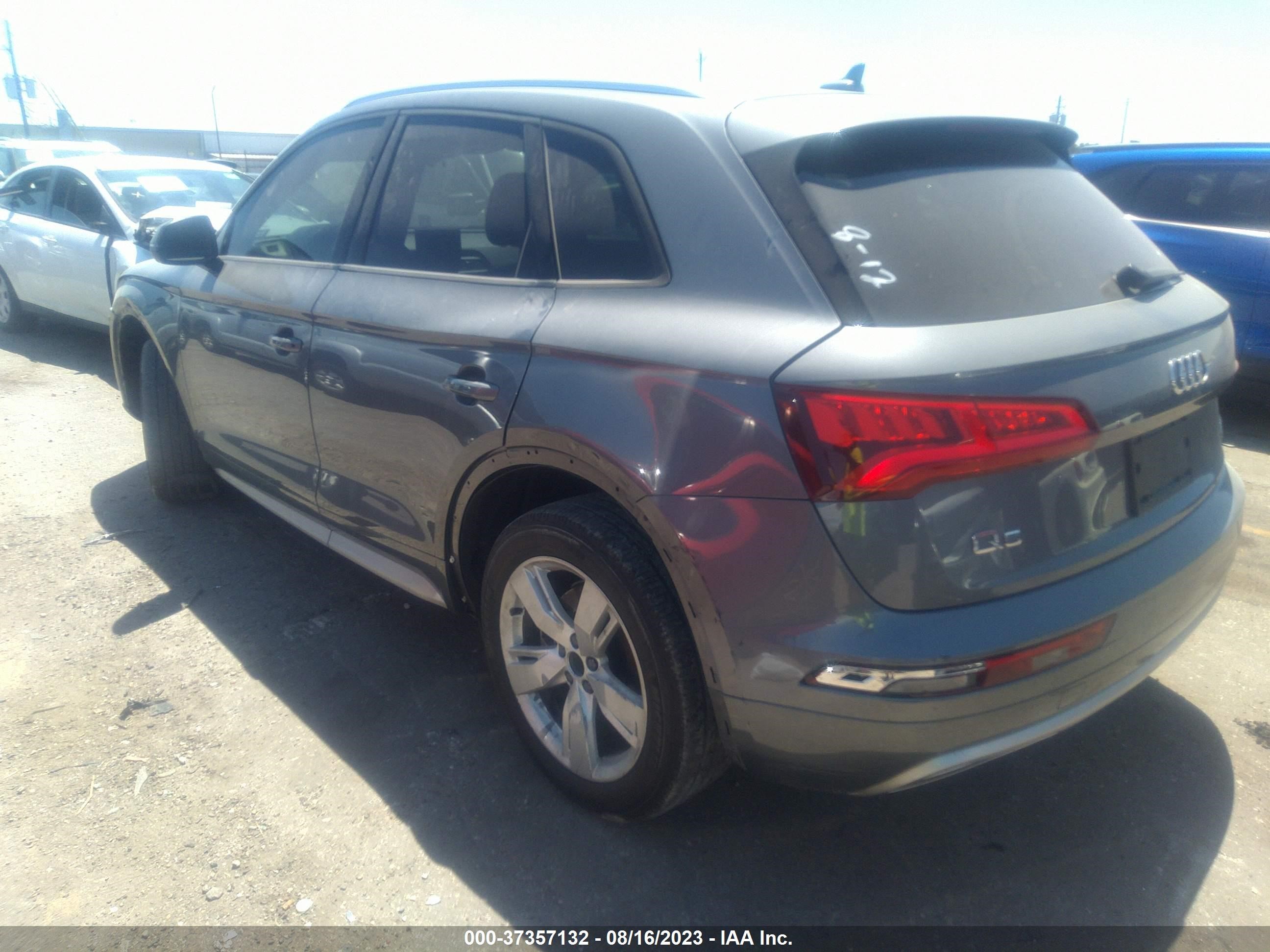 Photo 2 VIN: WA1ANAFY0J2089481 - AUDI Q5 