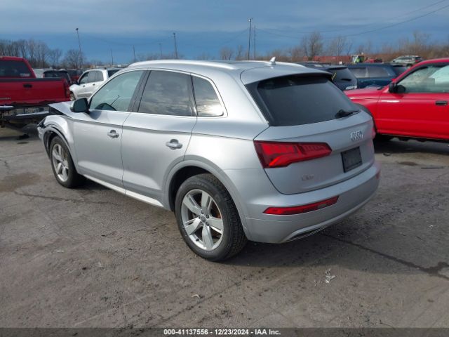 Photo 2 VIN: WA1ANAFY0K2132895 - AUDI Q5 