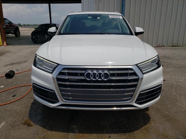 Photo 4 VIN: WA1ANAFY2J2008500 - AUDI Q5 