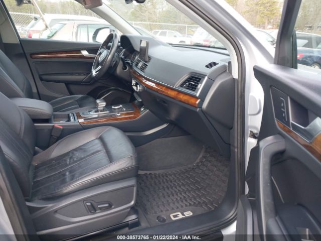 Photo 4 VIN: WA1ANAFY2J2110637 - AUDI Q5 