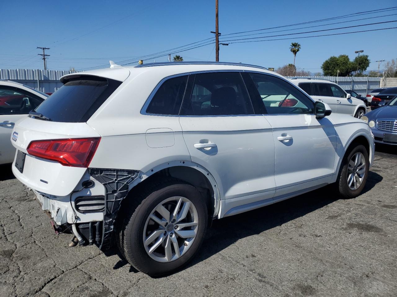 Photo 2 VIN: WA1ANAFY2L2061524 - AUDI Q5 