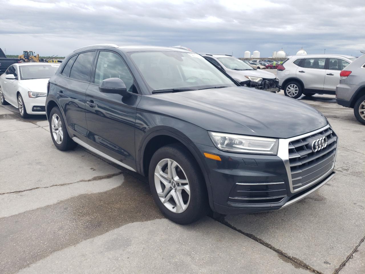 Photo 3 VIN: WA1ANAFY3J2049749 - AUDI Q5 