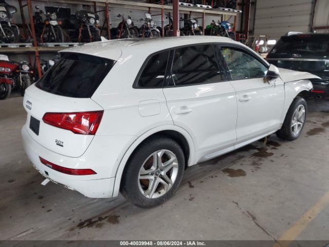 Photo 3 VIN: WA1ANAFY4J2244971 - AUDI Q5 