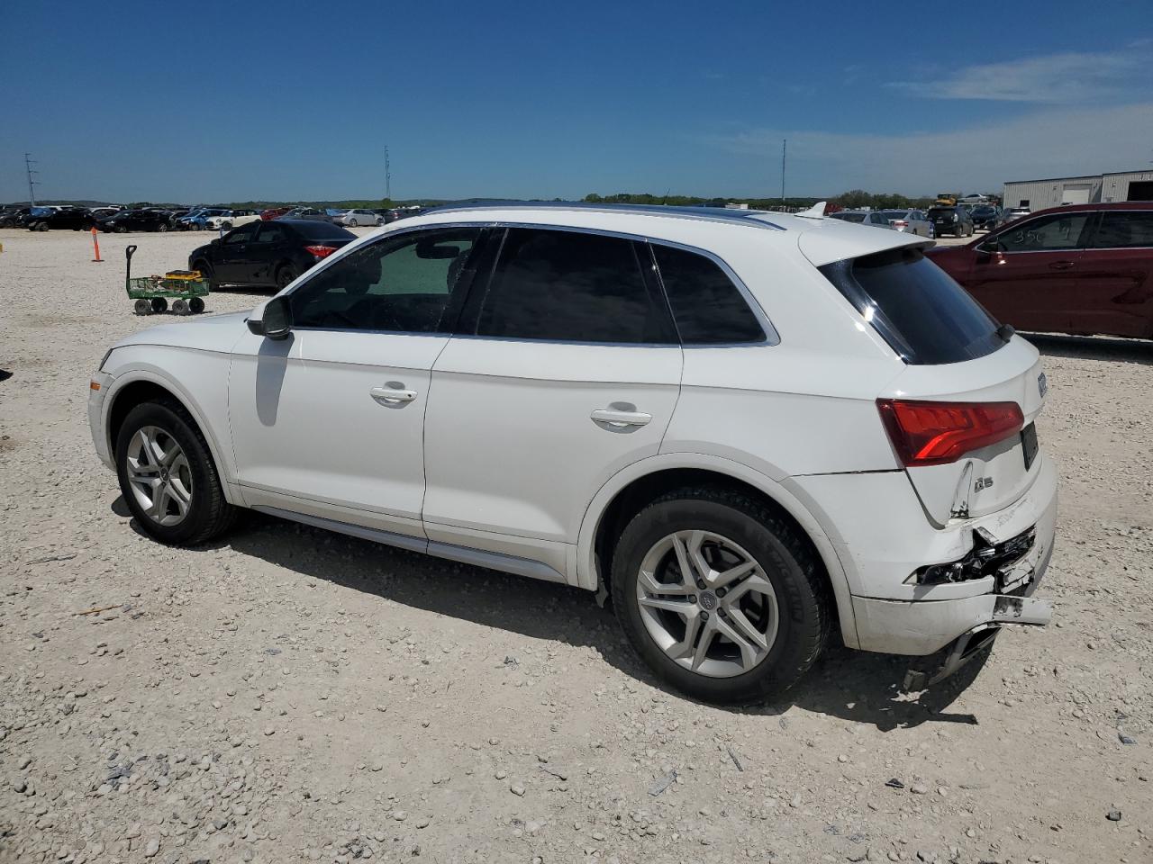 Photo 1 VIN: WA1ANAFY4K2095351 - AUDI Q5 