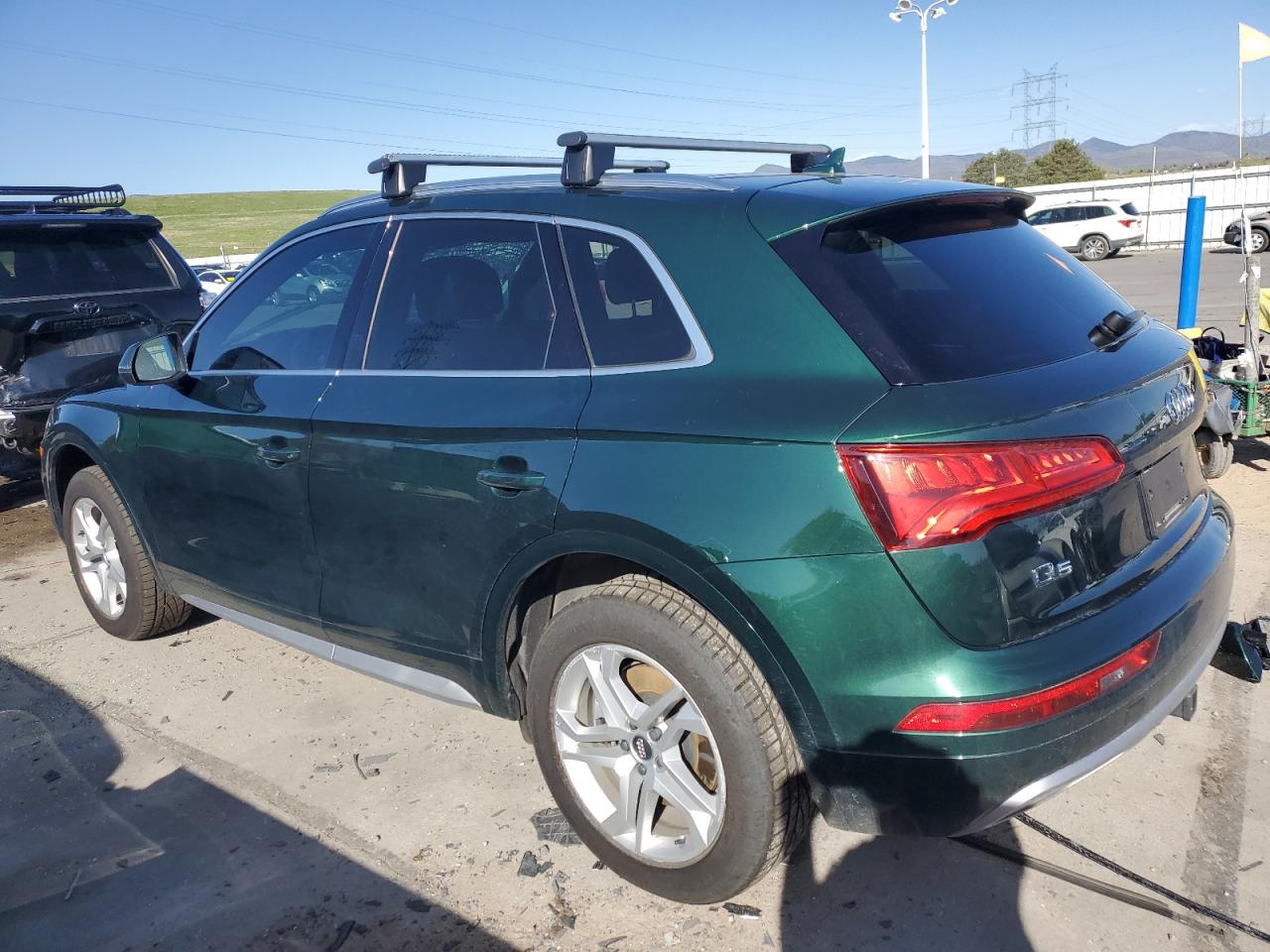 Photo 1 VIN: WA1ANAFY4K2097925 - AUDI Q5 