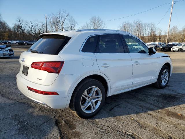 Photo 2 VIN: WA1ANAFY4K2098816 - AUDI Q5 