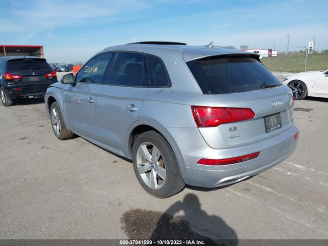 Photo 2 VIN: WA1ANAFY5J2007339 - AUDI Q5 