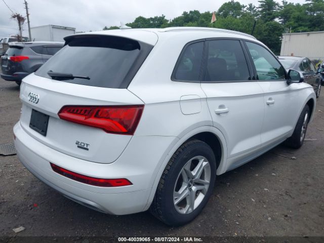 Photo 3 VIN: WA1ANAFY5J2175613 - AUDI Q5 