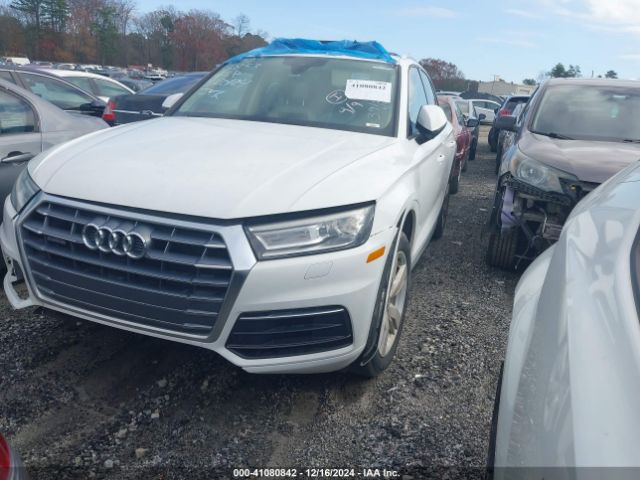 Photo 1 VIN: WA1ANAFY5J2213857 - AUDI Q5 