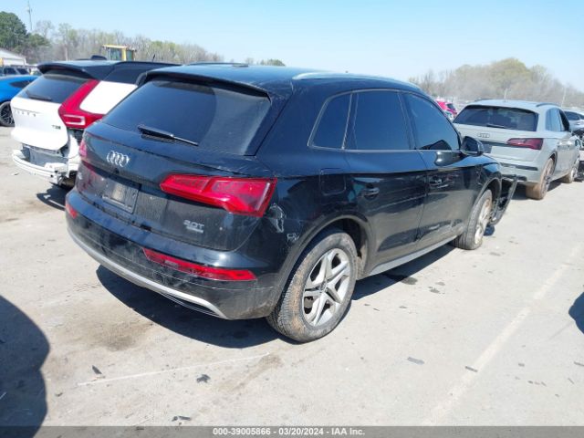 Photo 3 VIN: WA1ANAFY6J2171067 - AUDI Q5 