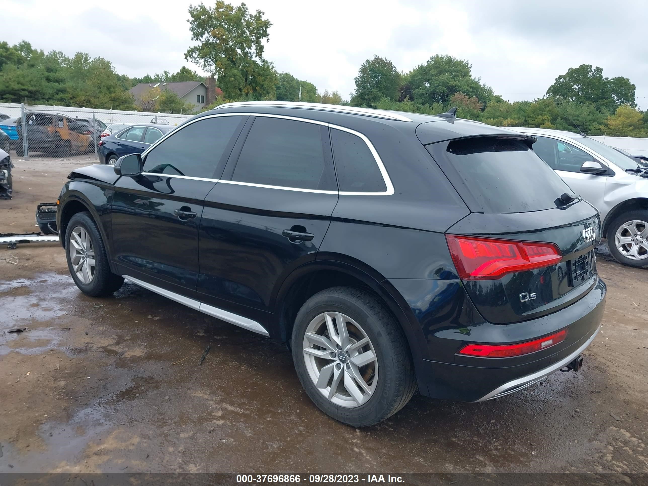 Photo 2 VIN: WA1ANAFY6J2210269 - AUDI Q5 