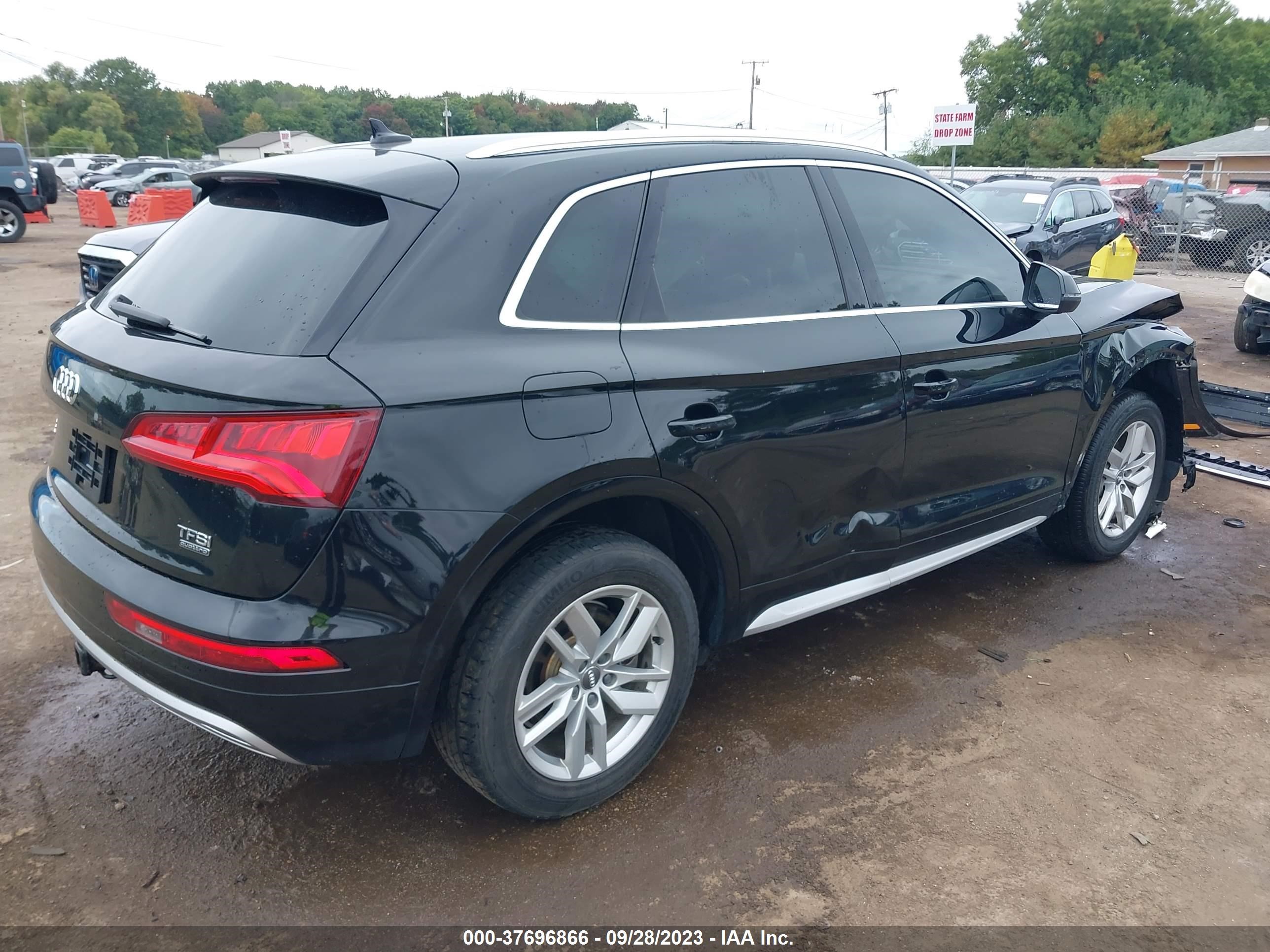 Photo 3 VIN: WA1ANAFY6J2210269 - AUDI Q5 