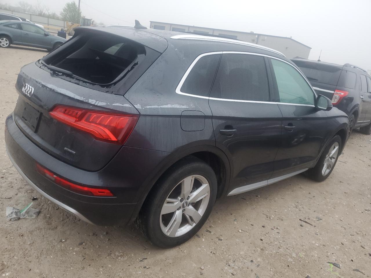 Photo 2 VIN: WA1ANAFY6K2117513 - AUDI Q5 