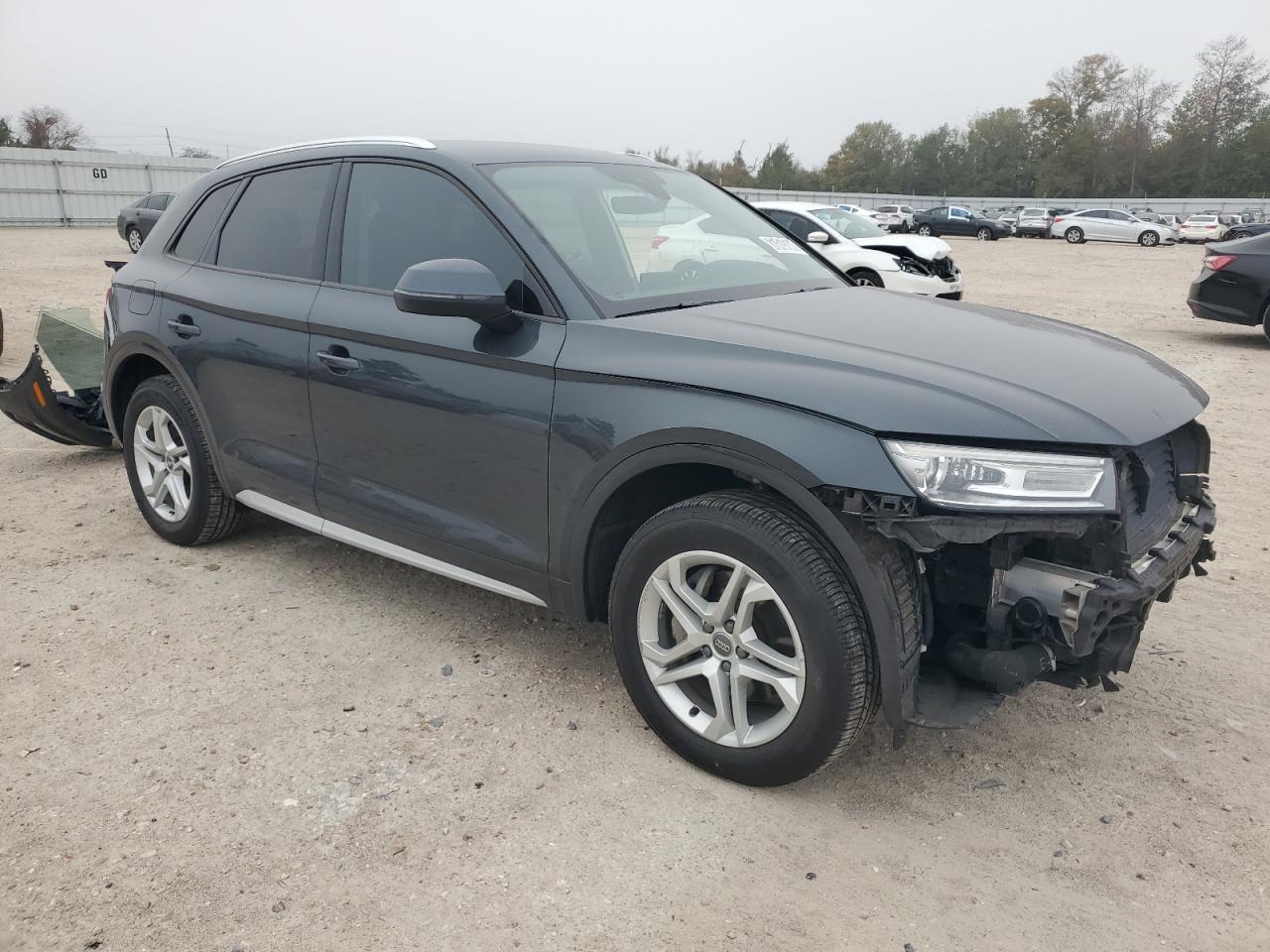 Photo 3 VIN: WA1ANAFY7J2077229 - AUDI Q5 