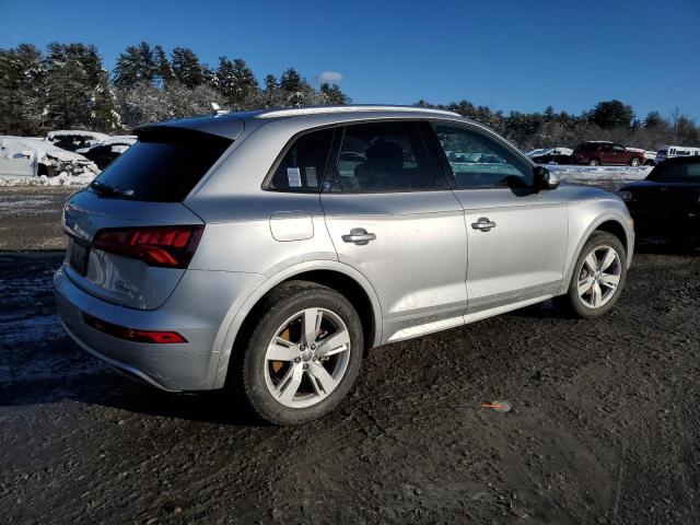 Photo 2 VIN: WA1ANAFY7J2203329 - AUDI Q5 