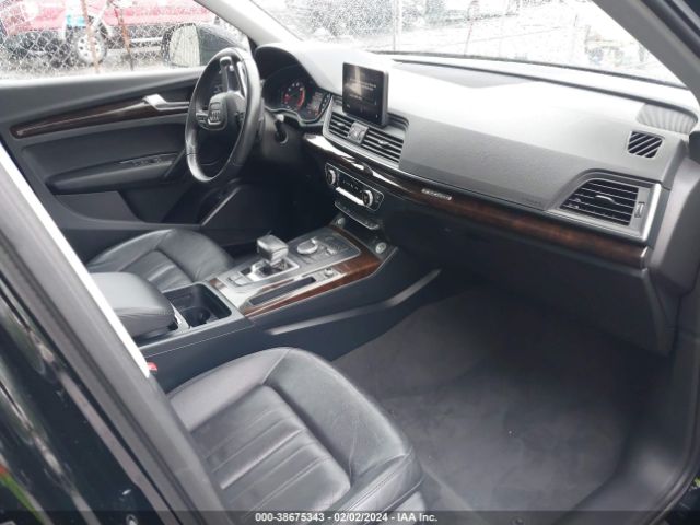 Photo 4 VIN: WA1ANAFY7K2048640 - AUDI Q5 