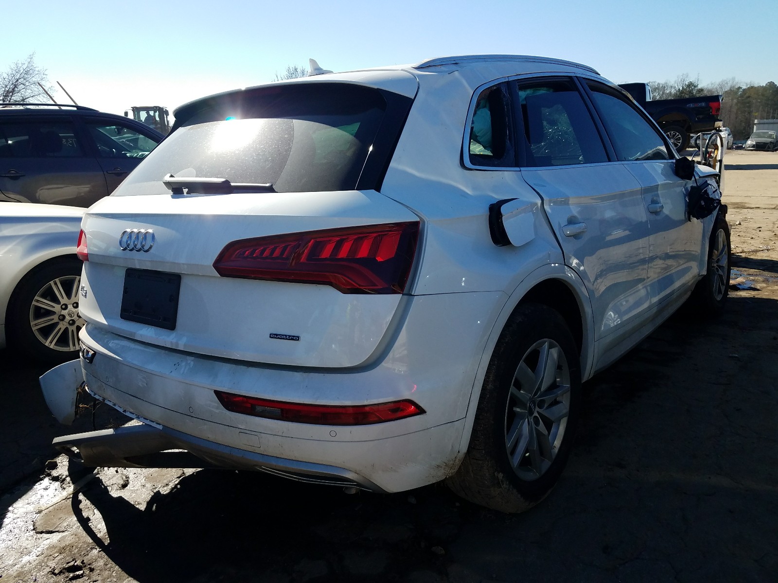 Photo 3 VIN: WA1ANAFY8L2014773 - AUDI Q5 