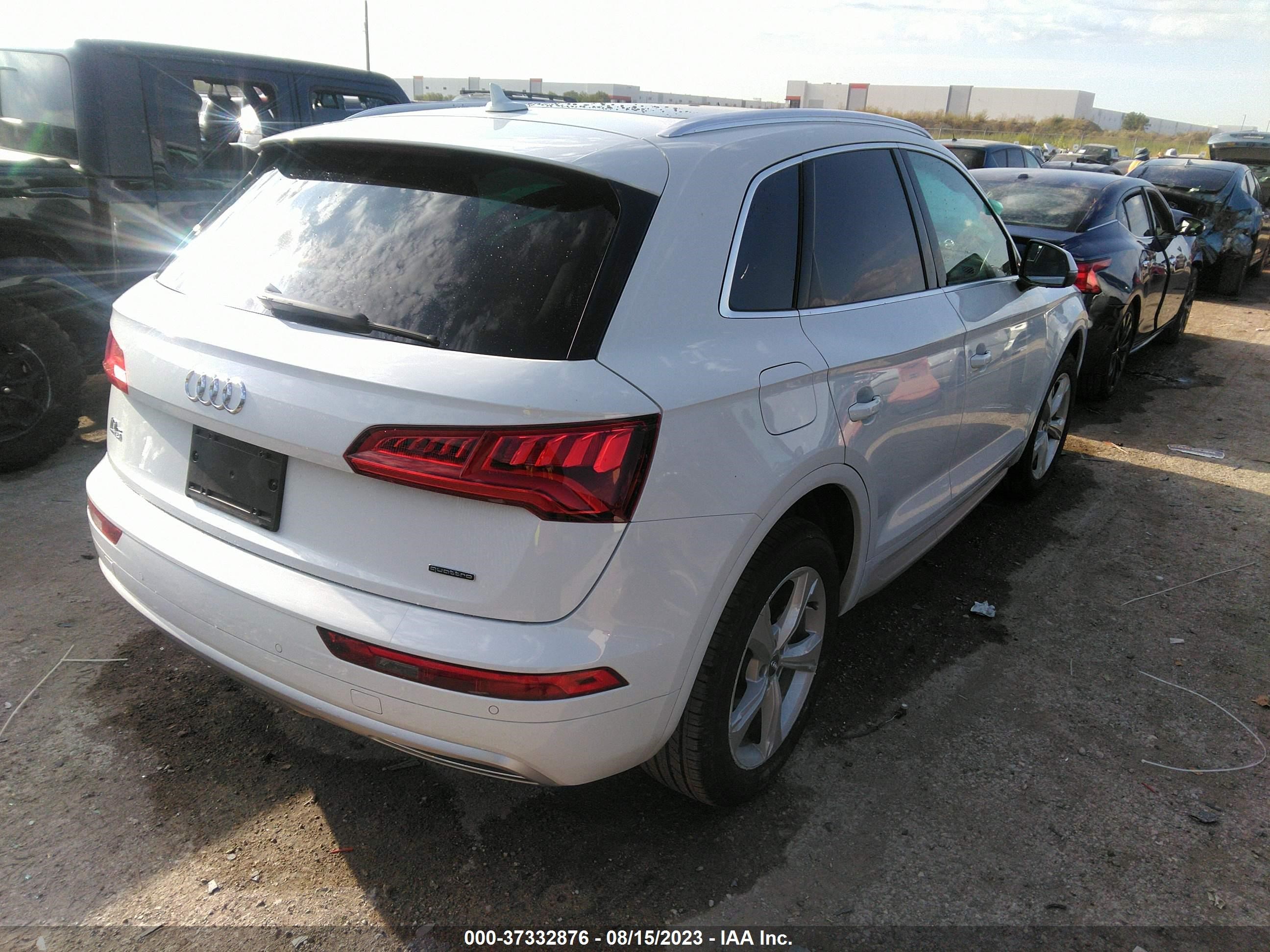 Photo 3 VIN: WA1ANAFY8L2082068 - AUDI Q5 