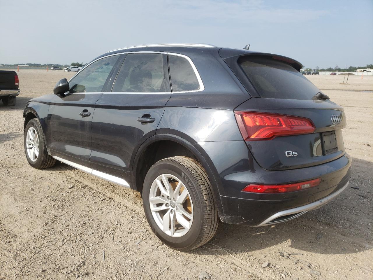 Photo 1 VIN: WA1ANAFY9L2046518 - AUDI Q5 