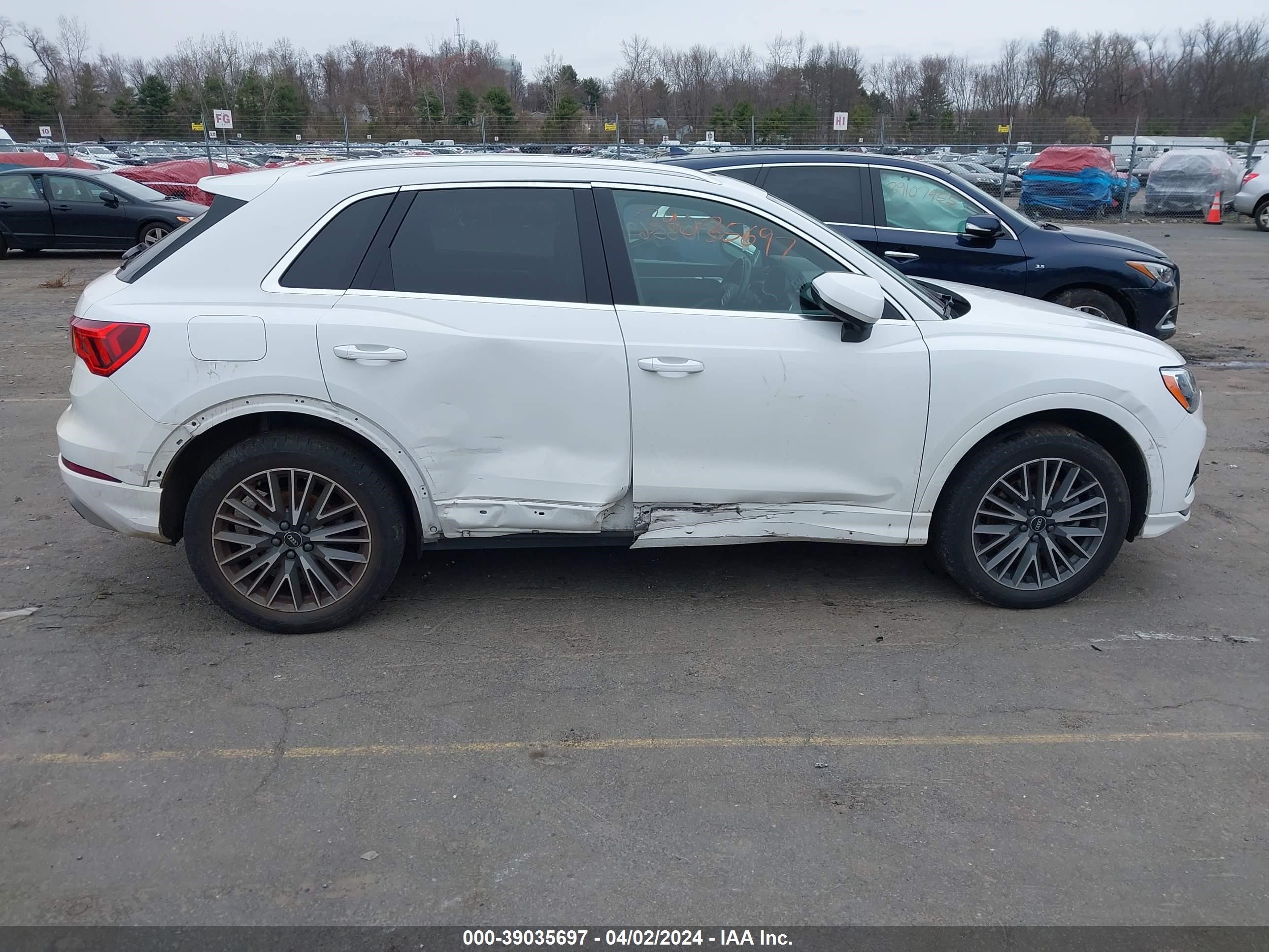 Photo 12 VIN: WA1AUCF32M1079970 - AUDI Q3 