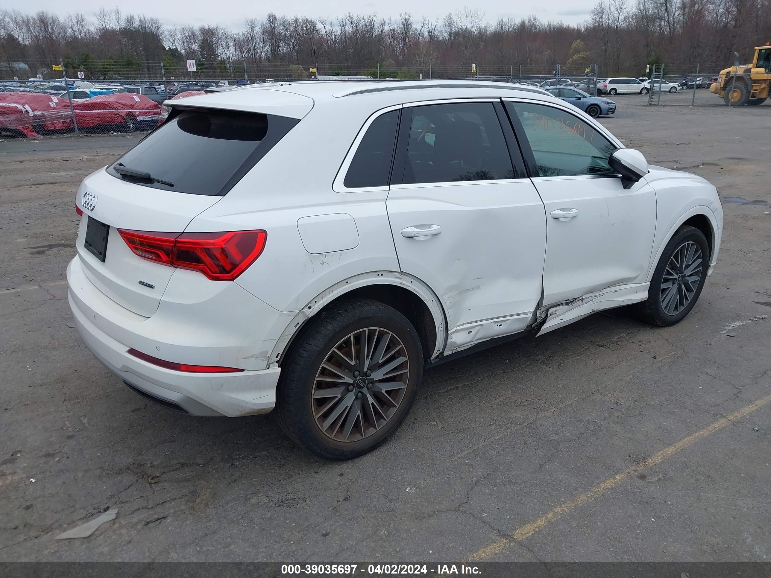 Photo 3 VIN: WA1AUCF32M1079970 - AUDI Q3 