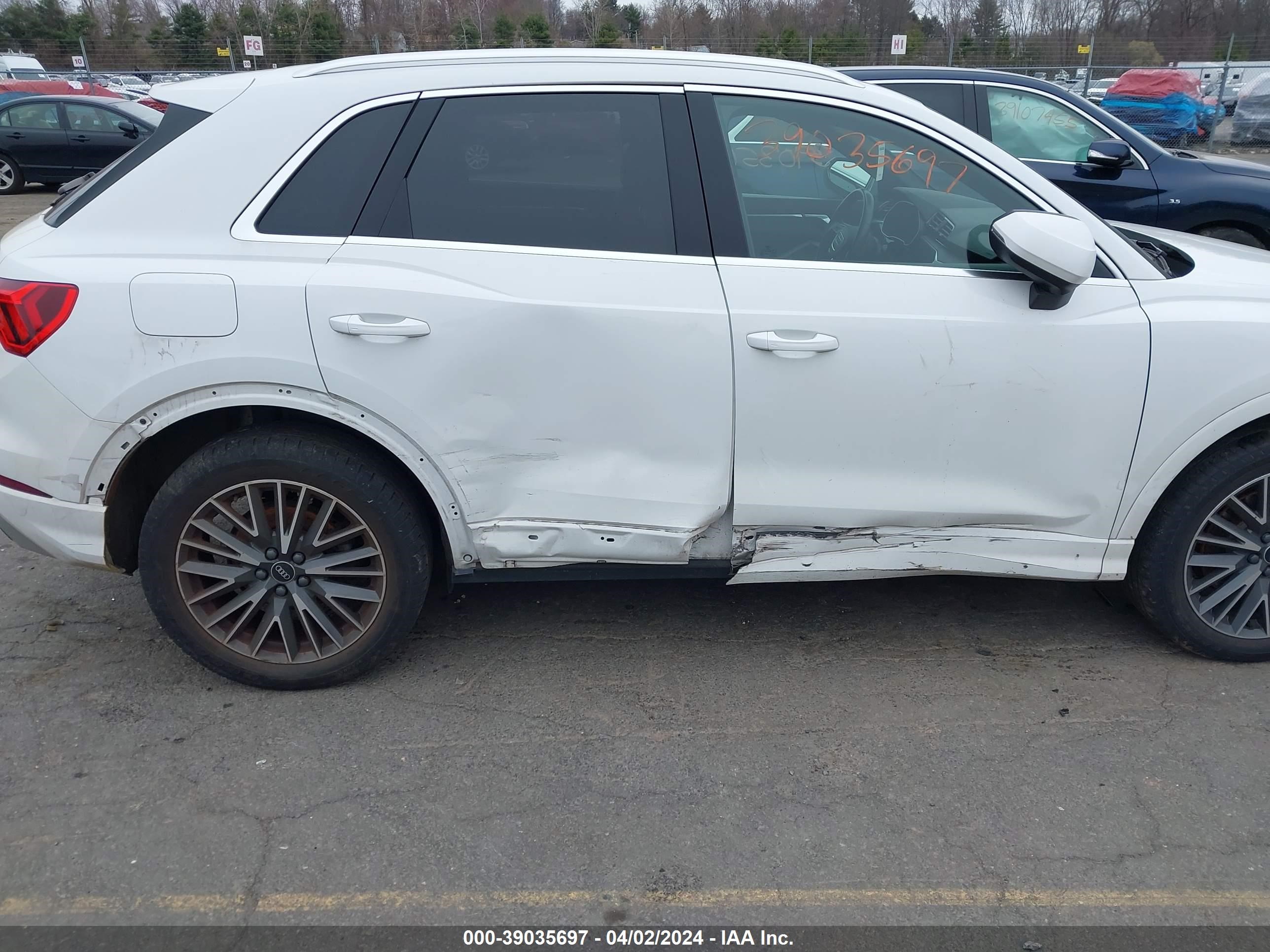 Photo 5 VIN: WA1AUCF32M1079970 - AUDI Q3 