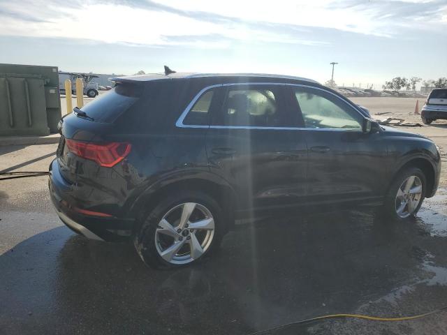 Photo 2 VIN: WA1AUCF32N1001495 - AUDI Q3 PREMIUM 