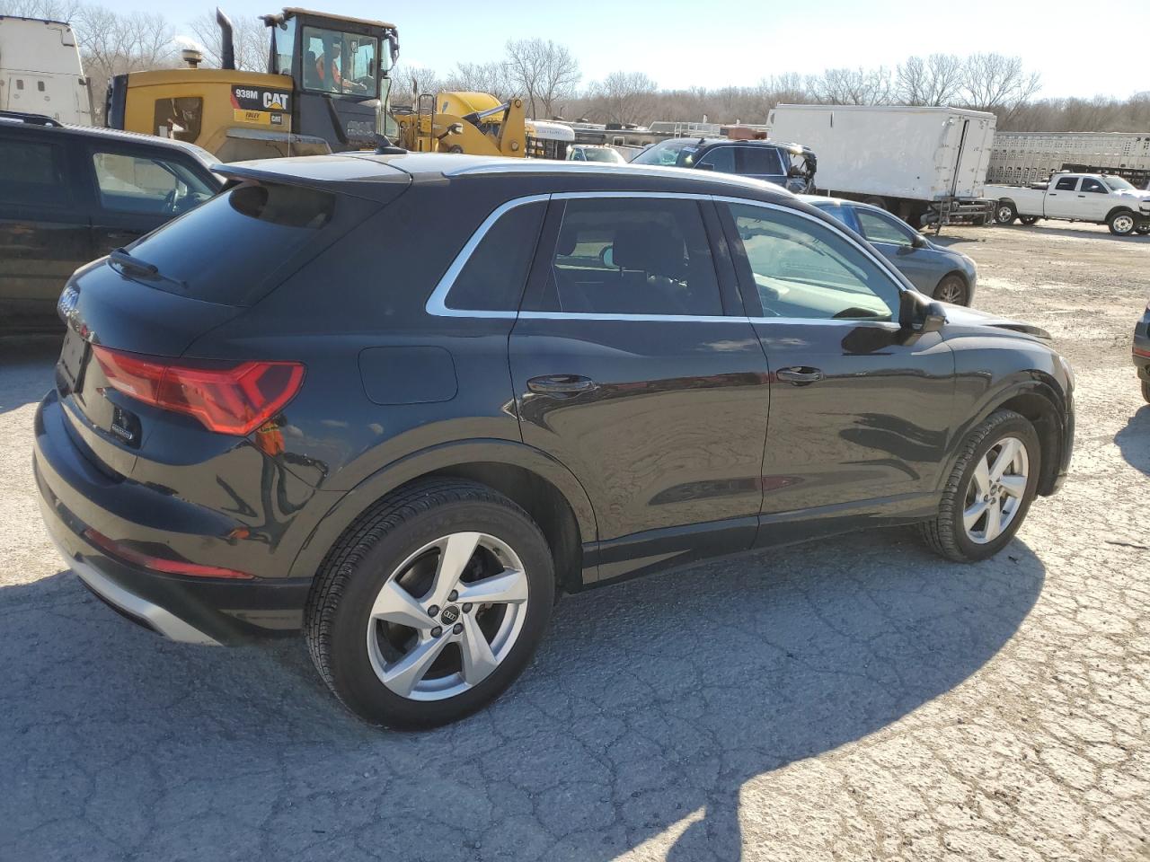 Photo 2 VIN: WA1AUCF36M1098540 - AUDI Q3 