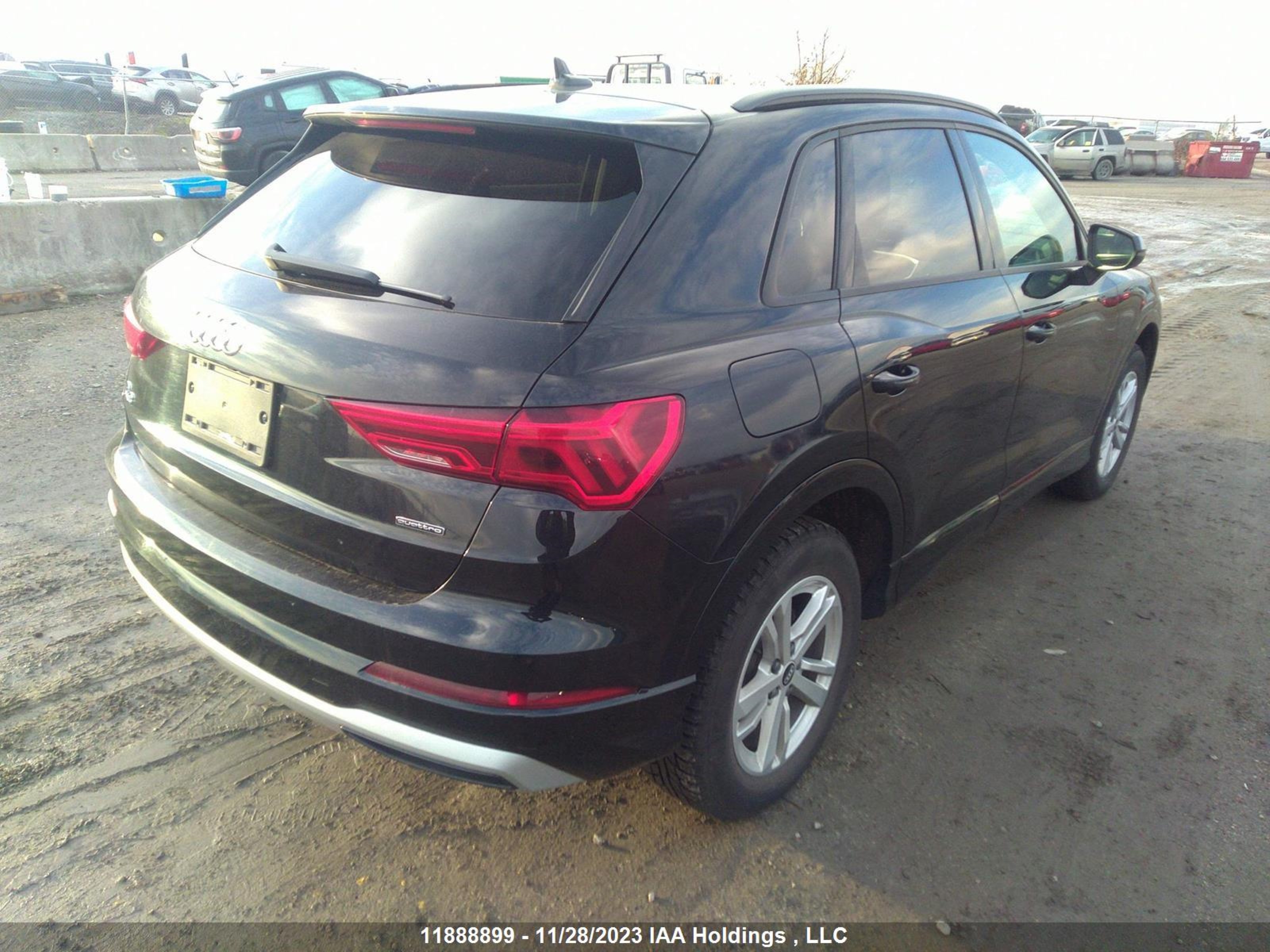 Photo 3 VIN: WA1AUCF37M1075767 - AUDI Q3 