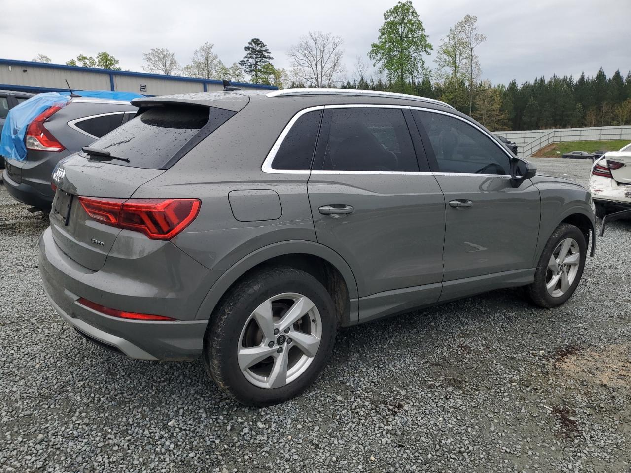 Photo 2 VIN: WA1AUCF37M1093167 - AUDI Q3 