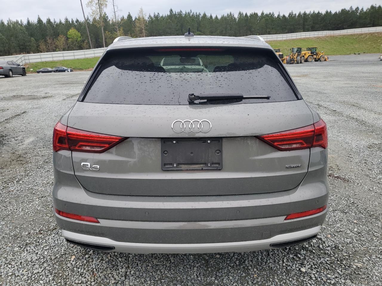 Photo 5 VIN: WA1AUCF37M1093167 - AUDI Q3 