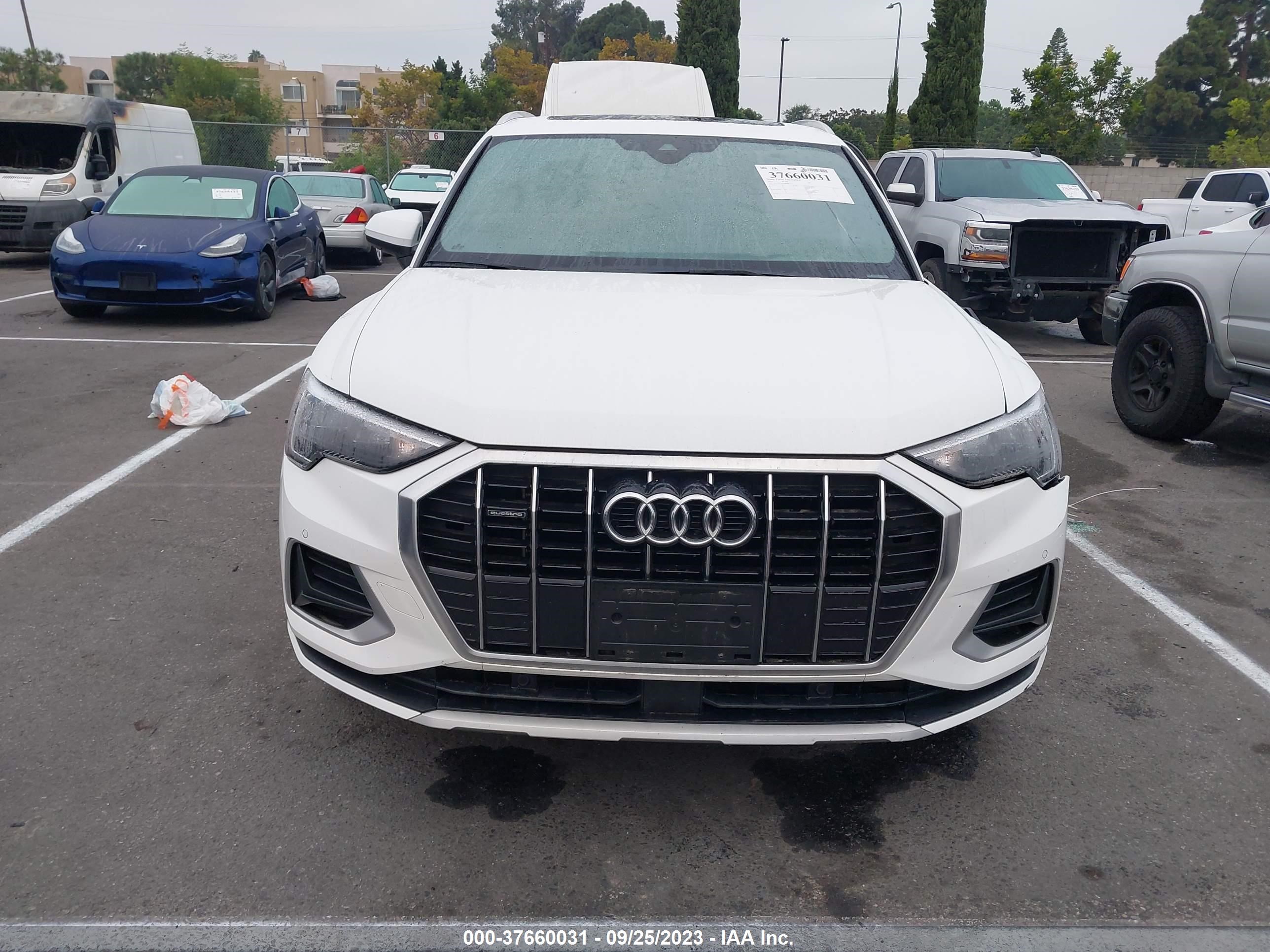 Photo 11 VIN: WA1AUCF39M1095342 - AUDI Q3 