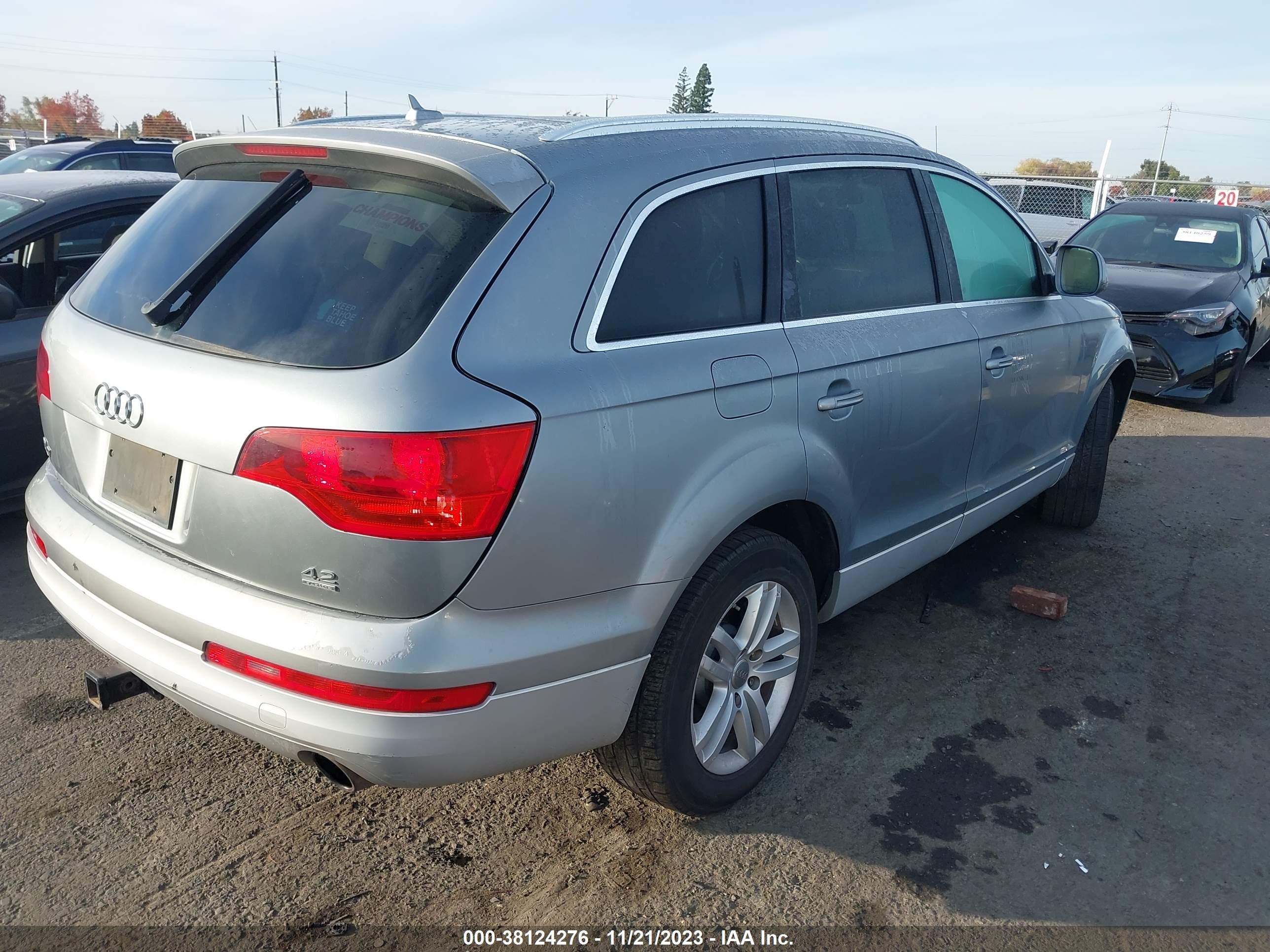 Photo 3 VIN: WA1AV74L17D025327 - AUDI Q7 