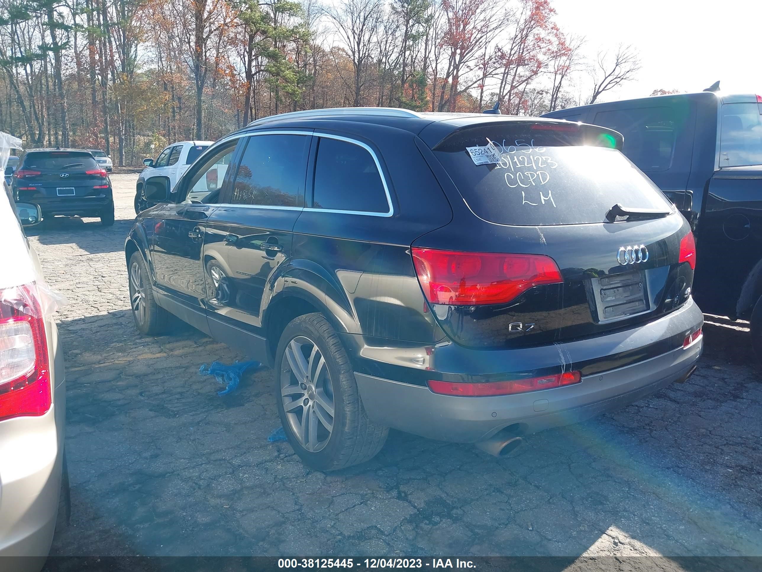 Photo 2 VIN: WA1AV74L79D010656 - AUDI Q7 