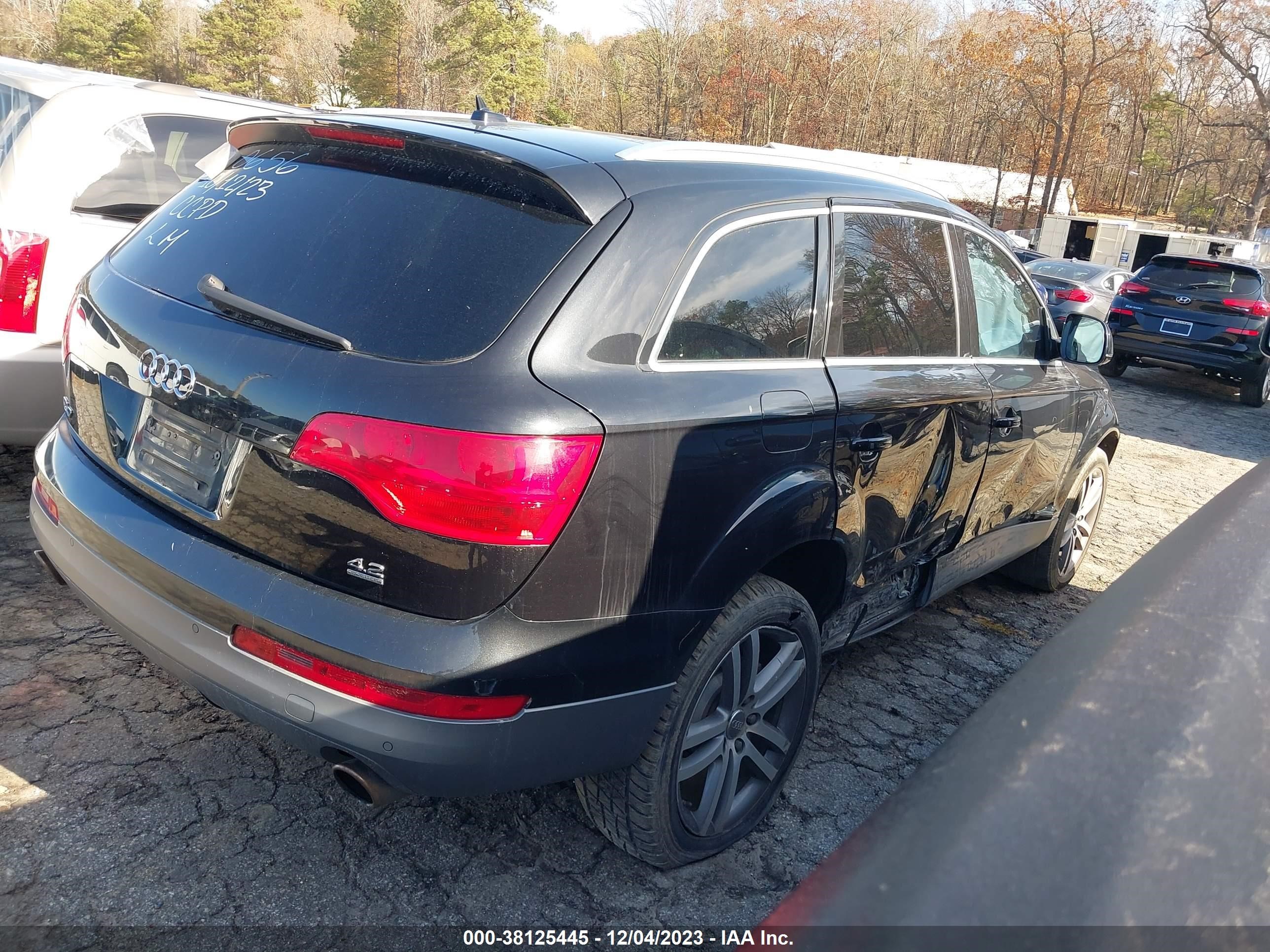 Photo 3 VIN: WA1AV74L79D010656 - AUDI Q7 