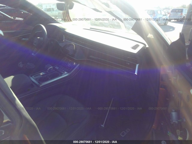 Photo 4 VIN: WA1AVAF1XLD024941 - AUDI Q8 