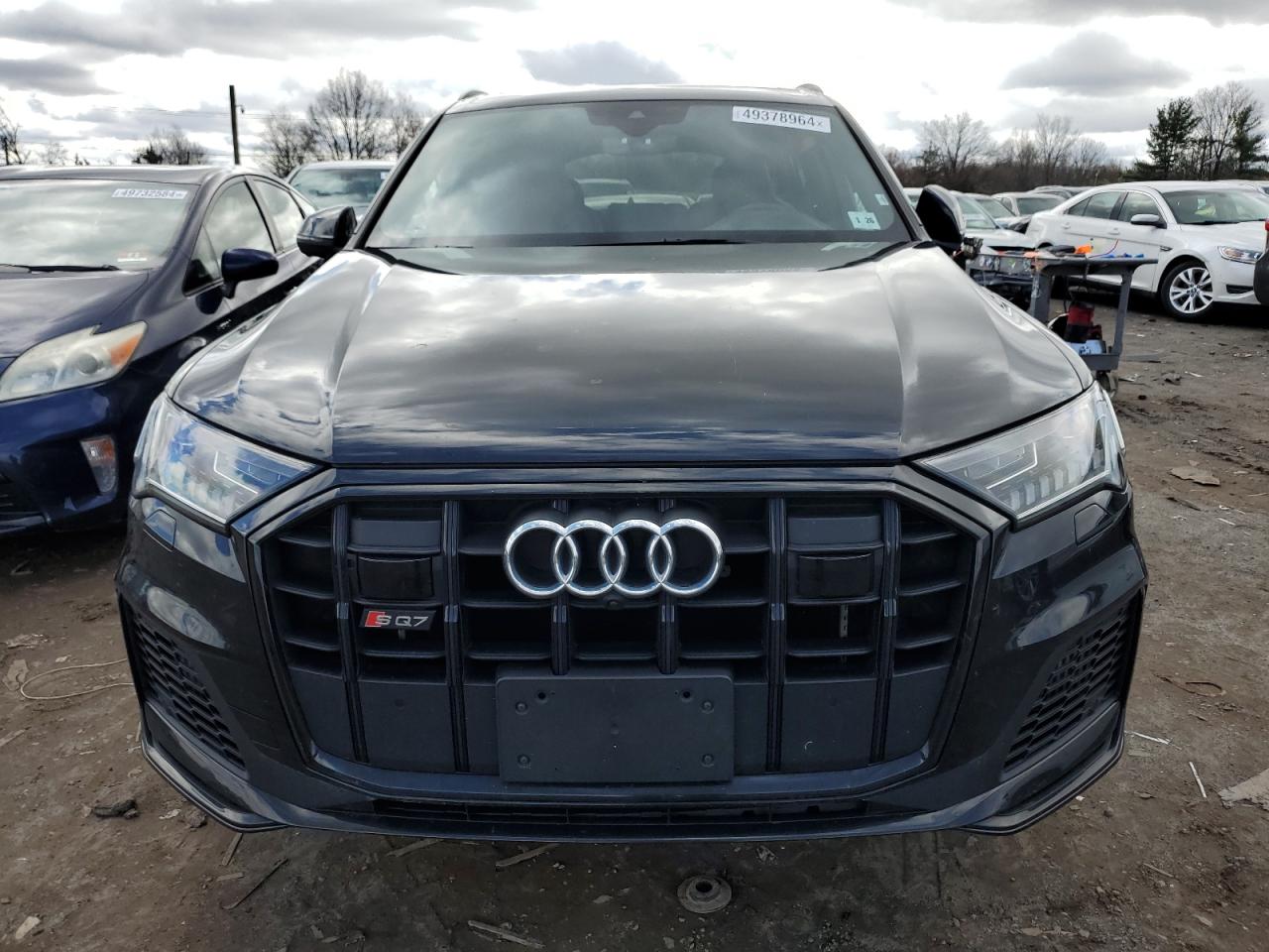 Photo 4 VIN: WA1AWBF79MD010635 - AUDI SQ7 