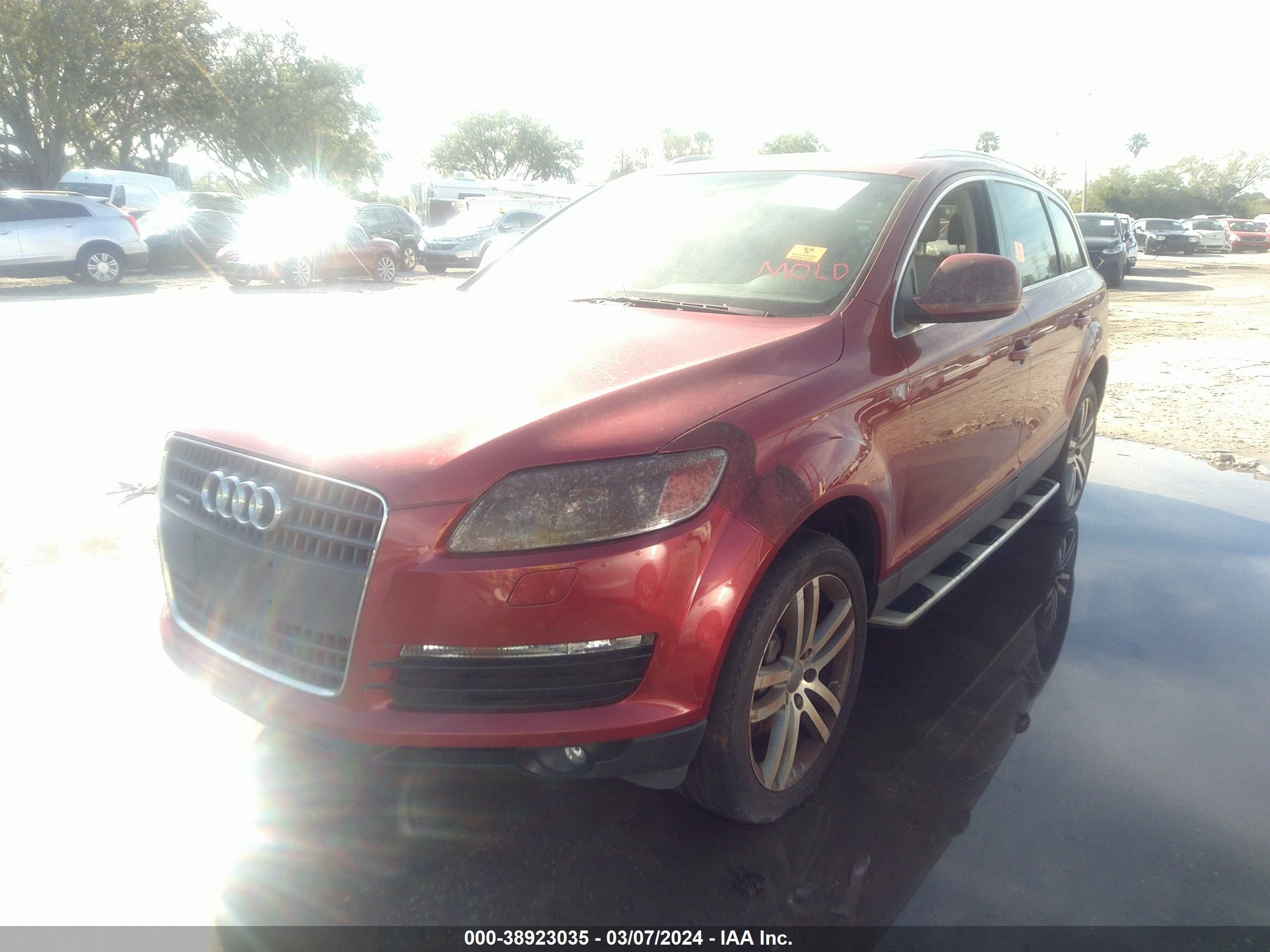 Photo 1 VIN: WA1AY74L19D014189 - AUDI Q7 