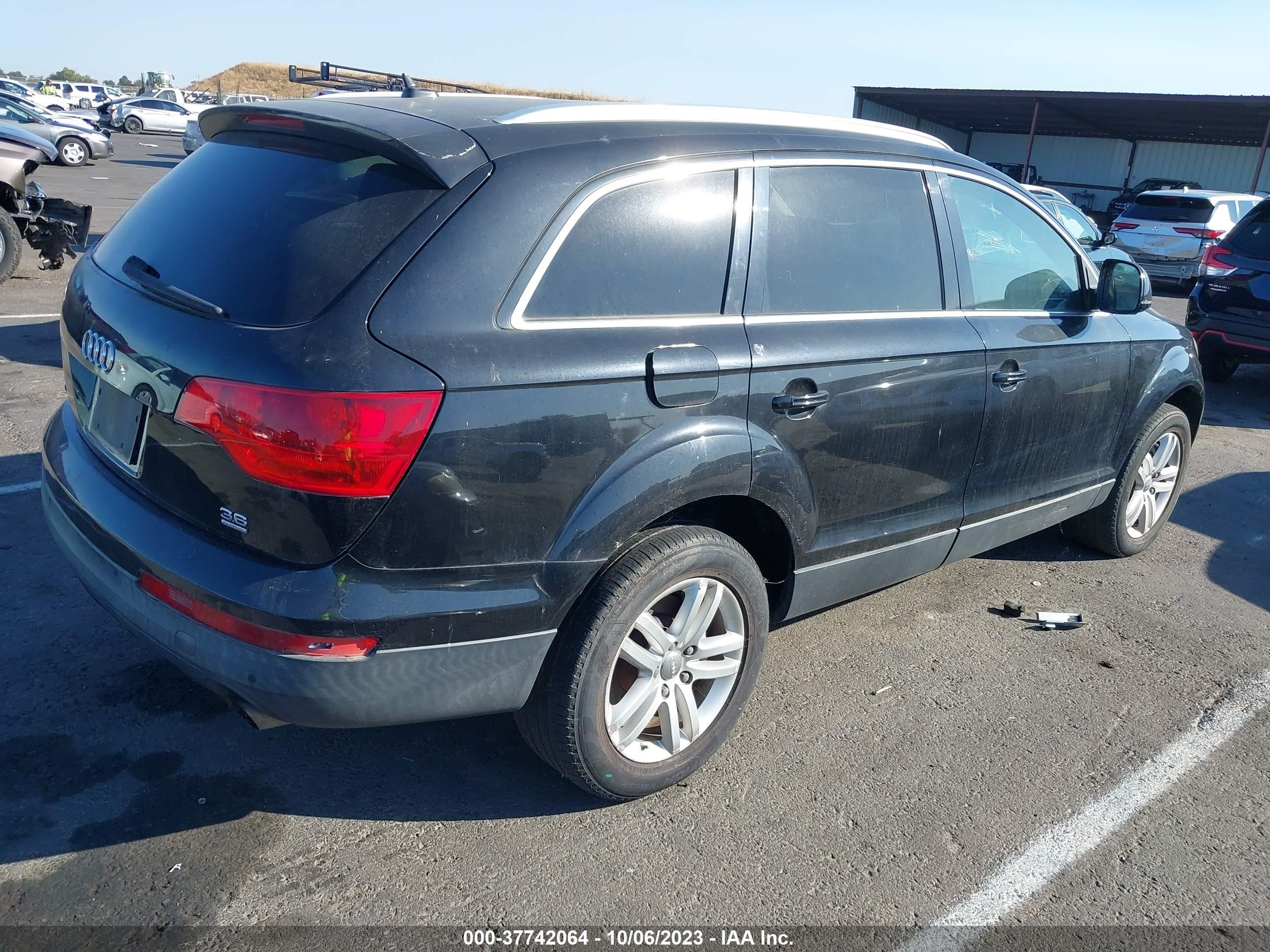 Photo 3 VIN: WA1AY74L19D020526 - AUDI Q7 