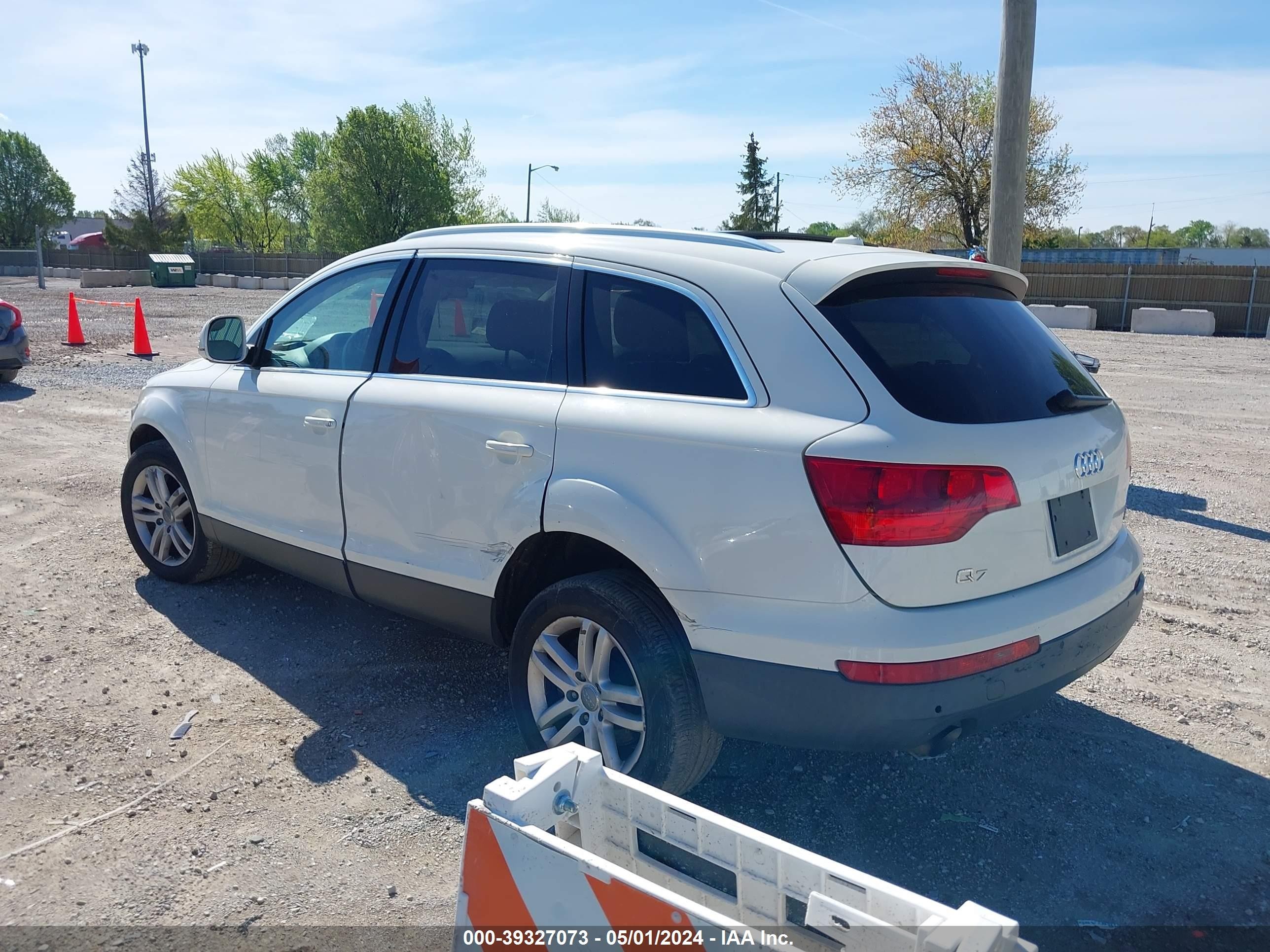 Photo 2 VIN: WA1AY74L29D019983 - AUDI Q7 