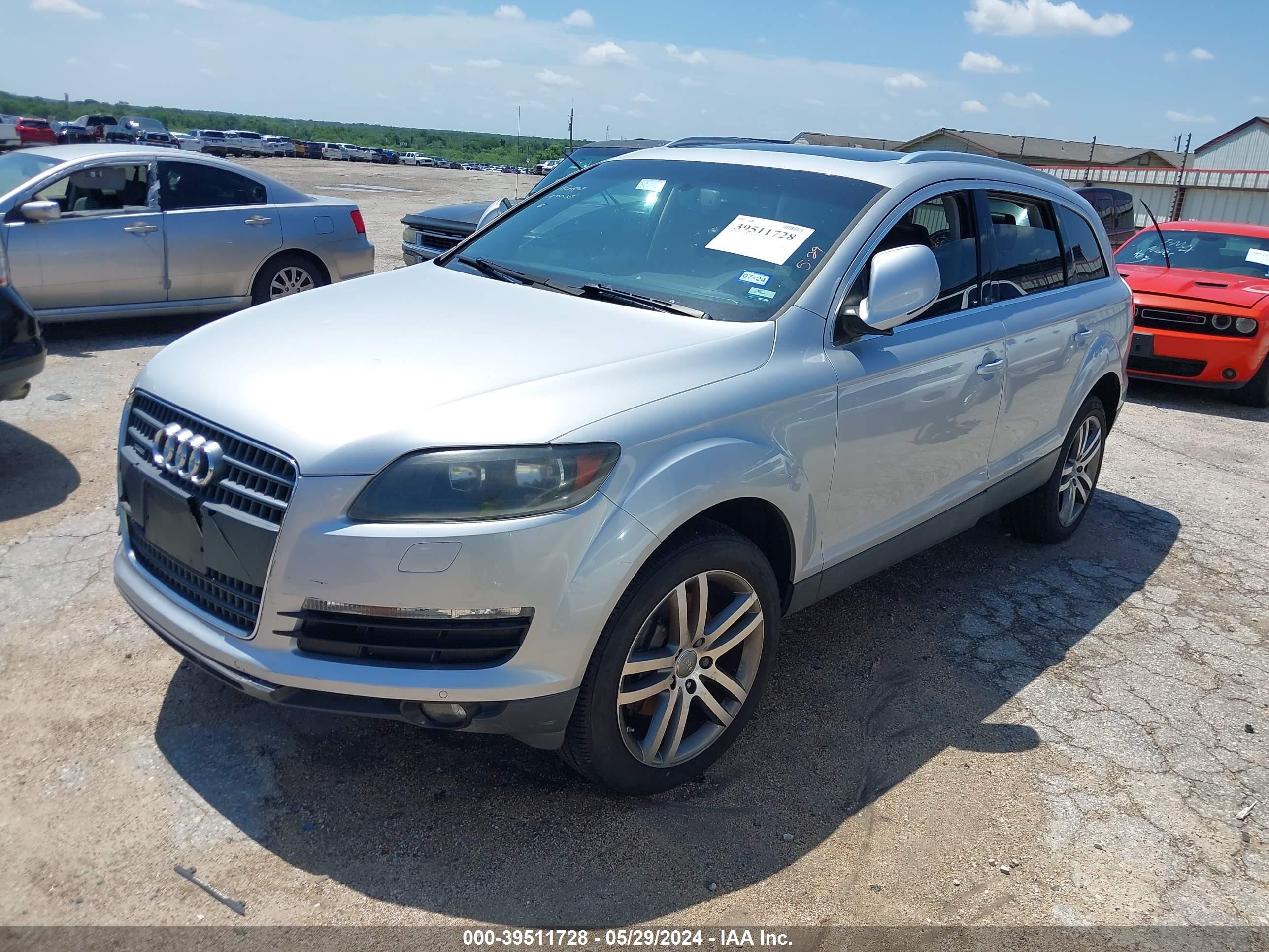 Photo 1 VIN: WA1AY74L79D031899 - AUDI Q7 