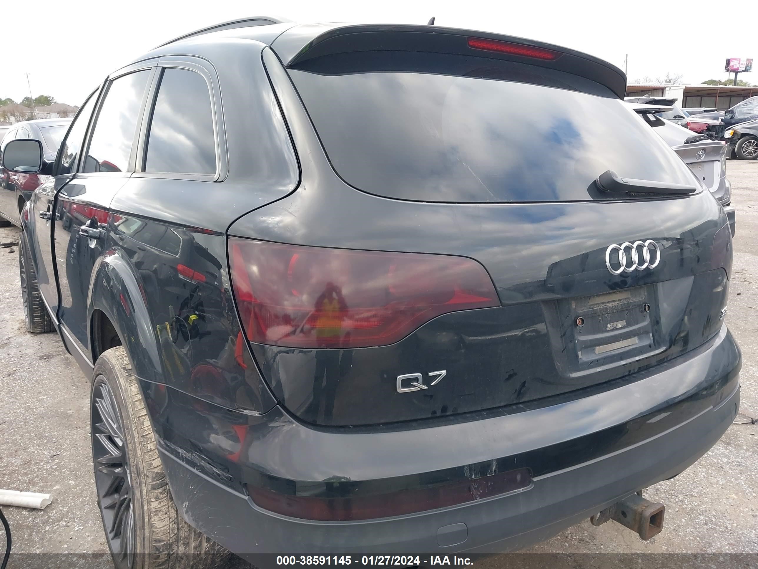 Photo 2 VIN: WA1AY74L98D031269 - AUDI Q7 