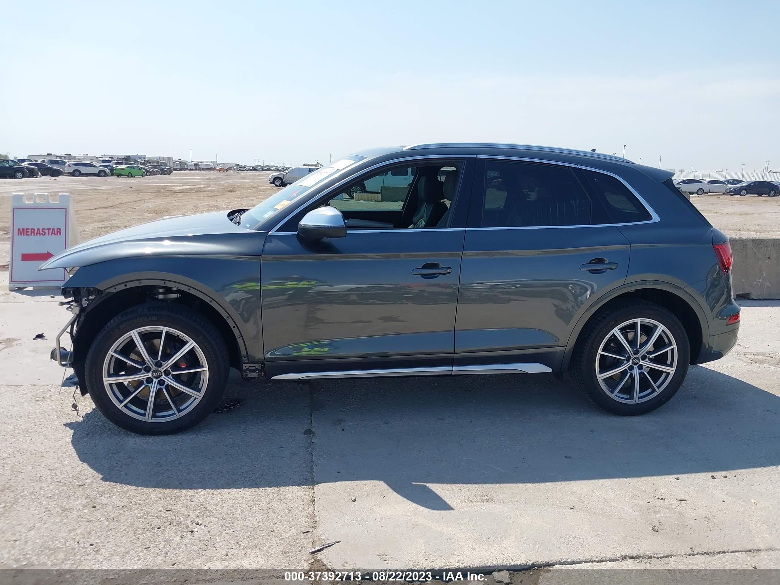 Photo 14 VIN: WA1B4AFY0M2035027 - AUDI SQ5 