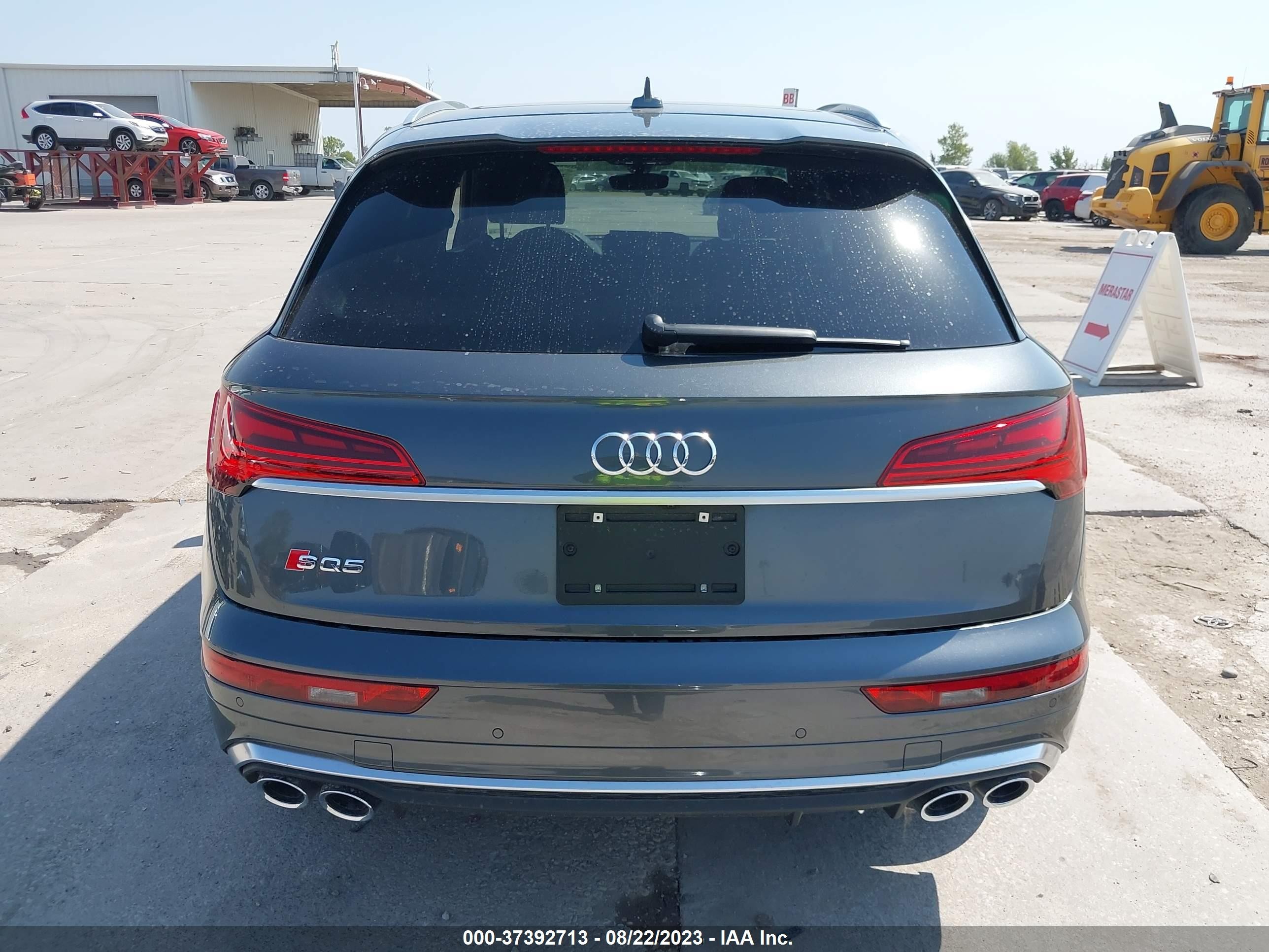 Photo 16 VIN: WA1B4AFY0M2035027 - AUDI SQ5 