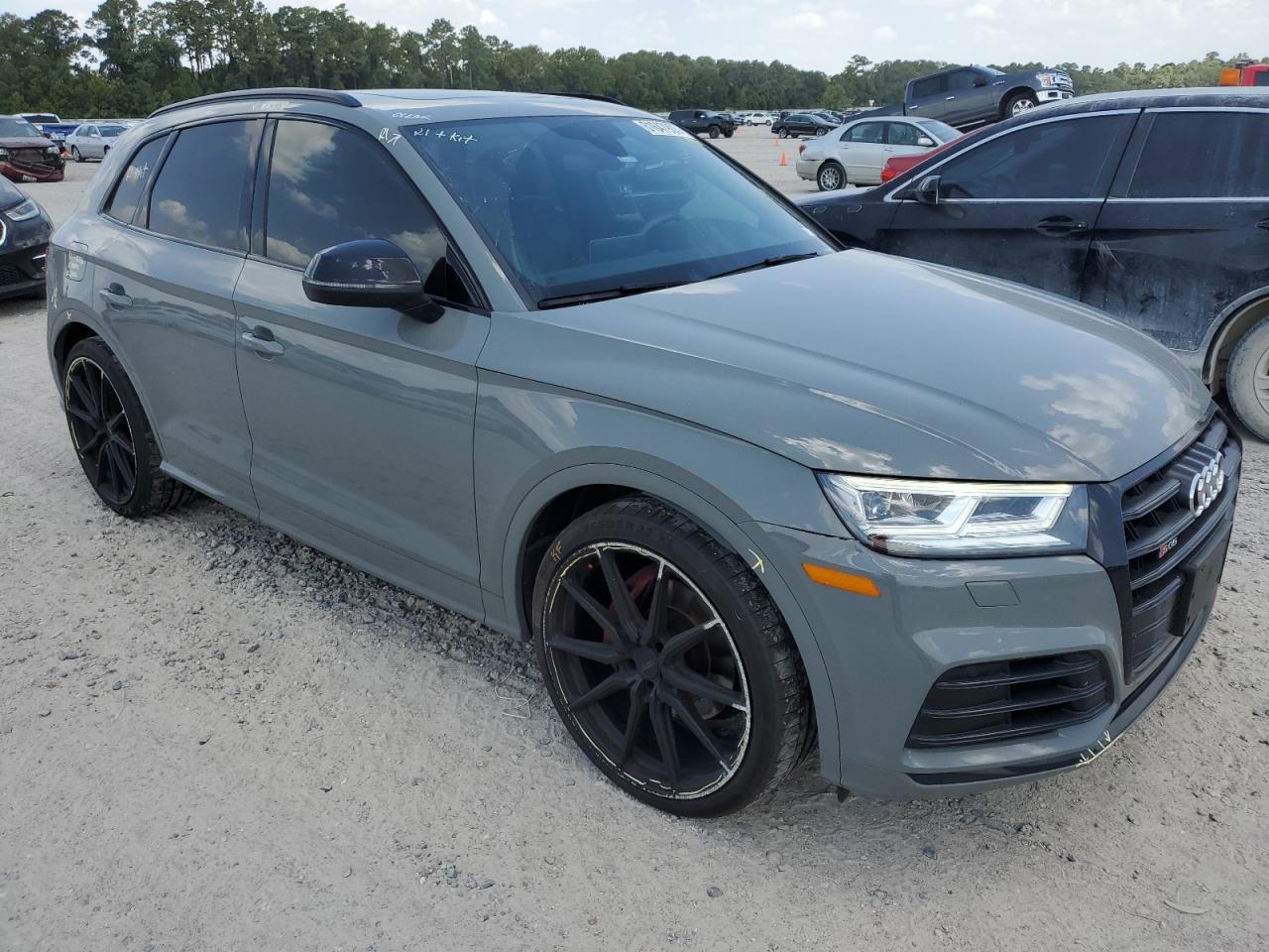 Photo 3 VIN: WA1B4AFY1K2040461 - AUDI SQ5 