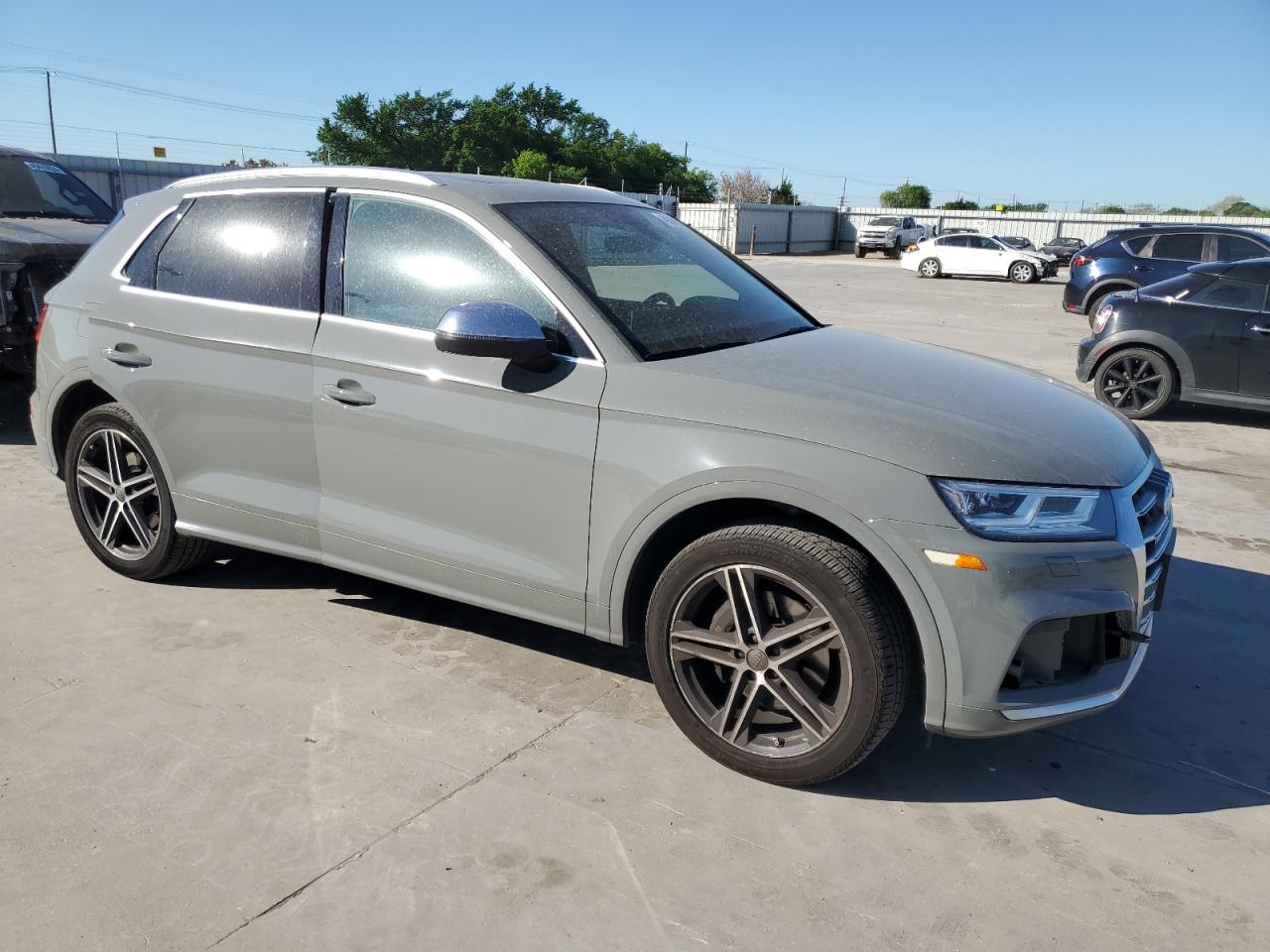 Photo 3 VIN: WA1B4AFY1L2030062 - AUDI SQ5 