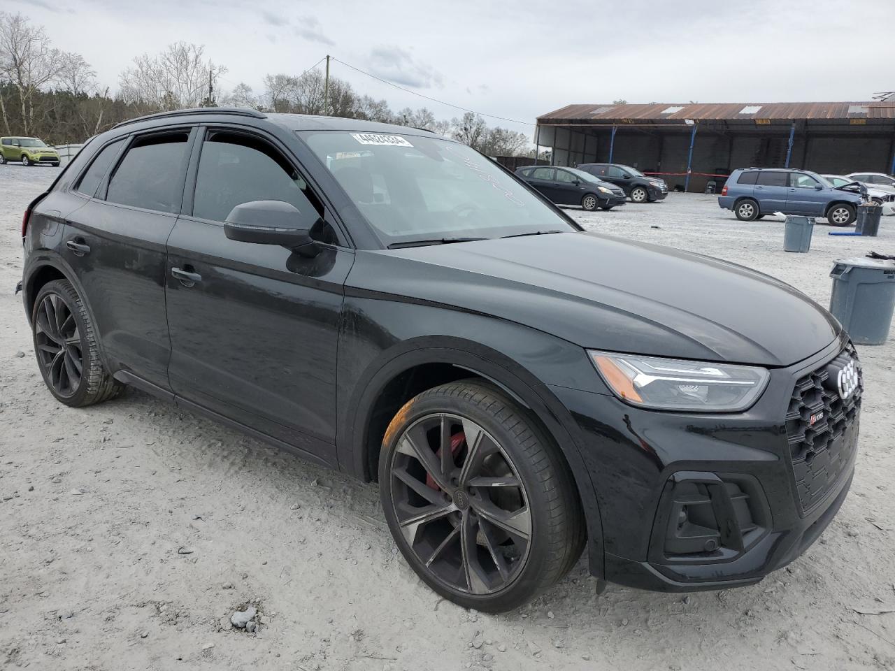 Photo 3 VIN: WA1B4AFY4M2008140 - AUDI SQ5 