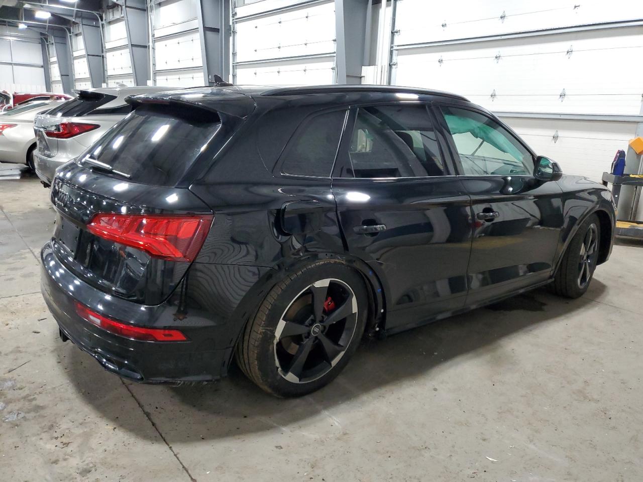 Photo 2 VIN: WA1B4AFY6L2123563 - AUDI SQ5 