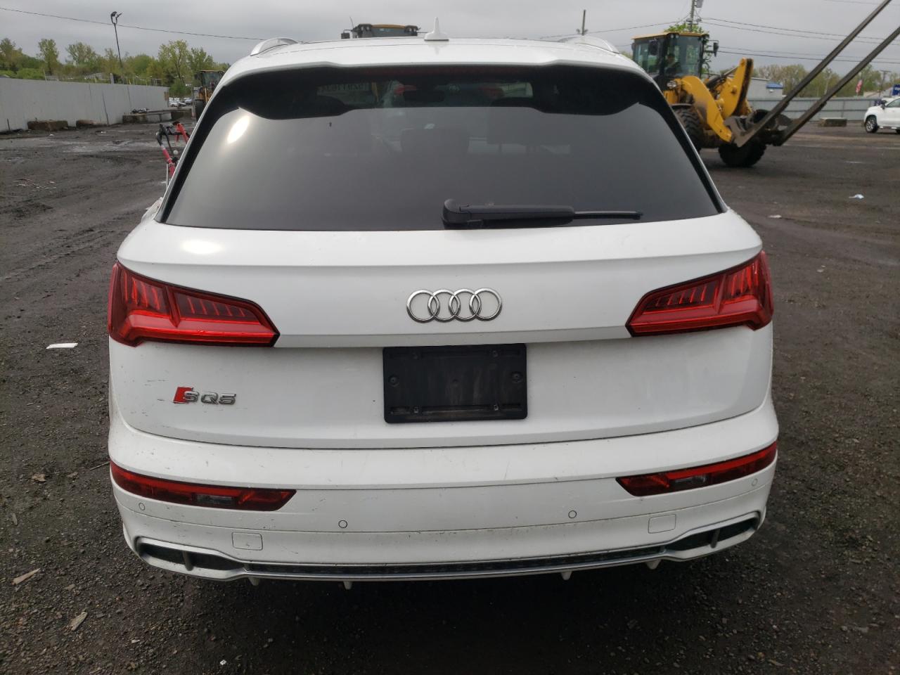 Photo 5 VIN: WA1B4AFY8K2023480 - AUDI SQ5 